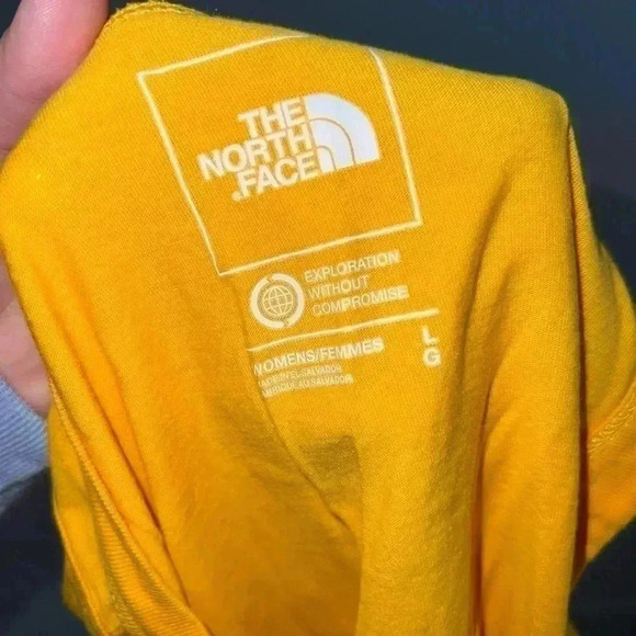 SOLD•• LARGE WOMENS TANK The North Face Women's Pride Tank - Picture 4 of 9